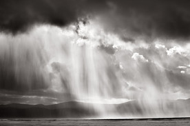 Rain_in_motion_inch_strand_county_kerry_ireland